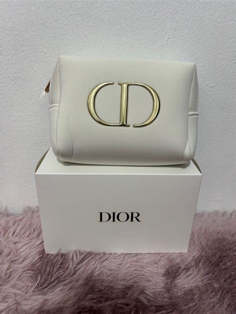 dior pouch complimentary